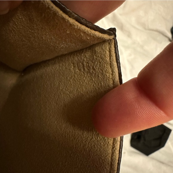 Louis Vuitton Monogram Florentine Pouchette - Picture 7 of 9